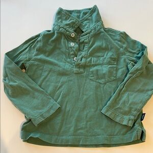 Green Button-Up Long Sleeve Shirt